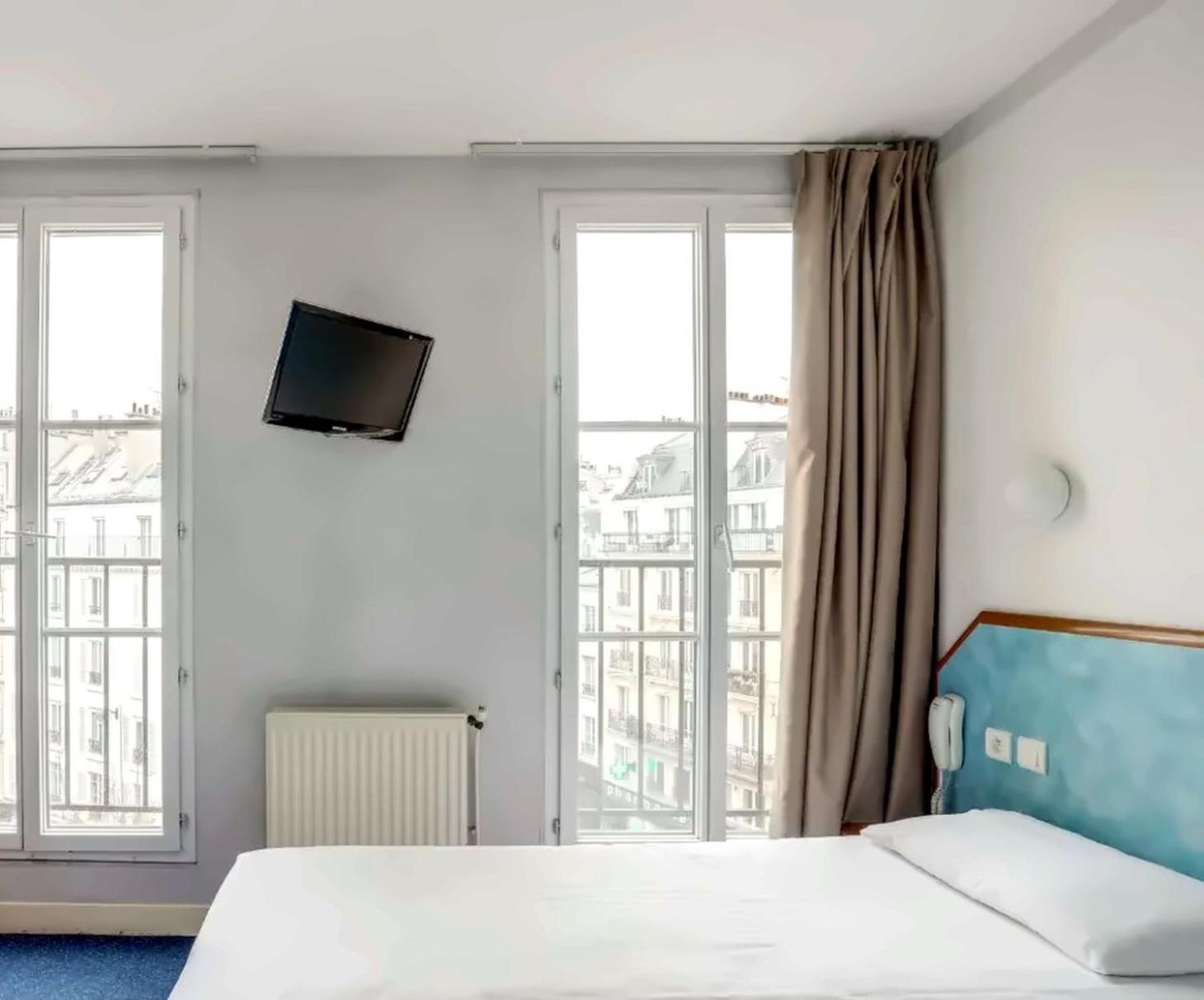 Hotel Royal Mansart 2*